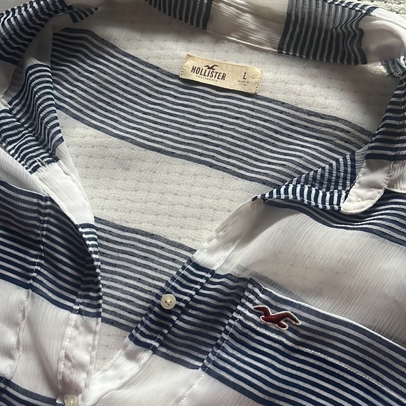 LIKE NEW - HOLLISTER sheer top - Picture 2 of 5